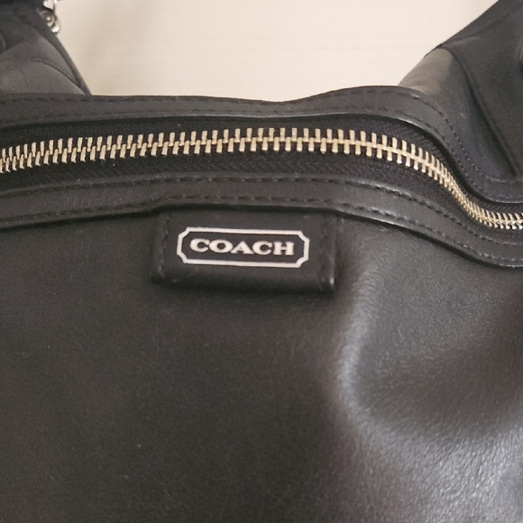 Coach Black Leather Shoulder Bag - Picture 2 of 11